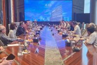 Pertemuan dalam mendukung ekosistem kendaraan listrik di Indonesia yang diselenggarakan di Menara Astra, Jakarta.