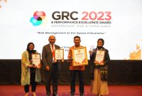 Dari kiri ke kanan: Kepala Satuan Legal, Risk and Compliance PLN Indonesia Power, Lya Kartika Sari, Komisaris PLN Indonesia Power Djoko Siswanto, Direktur Pengembangan Bisnis dan Niaga PLN Indonesia Power, Bernadus Sudarmanta,  dan Vice President GCG, Secretary and Protocol PLN Indonesia Power, Rahmi Sukma saat menerima penghargaan di Ajang GRC & Performance Excellent Award 2023. PLN Indonesia Power meraih 5 Star Diamond dengan 4 penghargaan The Greatest Champions of GRC Excellence Performance 2023, The Best Commisioners for GRC Excellence 2023 - Djoko Siswanto, The Best CEO for GRC Excellence - Edwin Nugraha Putra, dan The Best GRC Women Leader - Endang Astharanti.