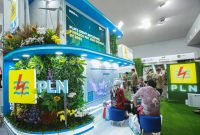 Booth PLN yang bertemakan “Indonesia Energy Transition Journey” dalam memeriahkan gelaran Festival Lingkungan, Iklim, Kehutanan, Energi Baru Terbarukan (LIKE) 2023 yang digelar Kementerian Lingkungan Hidup dan Kehutanan (KLHK) di Indonesia Arena, Senayan.