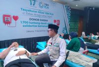 YBM PLN menggelar aksi donor darah untuk mengumpulkan 1.700 kantong darah dalam rangkaian acara Milad ke-17 YBM PLN bertajuk '17 Tahun Membersamai Negeri'.