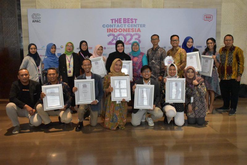 Penghargaan terhadap Contact Center PLN pada ajang The Best Contact Center Indonesia (TBCCI) 2023 yang digelar di Hotel Bidakara, Jakarta.