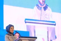 Keterangan Foto 1: Direktur Utama PT Pertamina (Persero), Nicke Widyawati memberikan sambutan dalam acara Pertamina SMEXPO 2023 “Melangkah dari lokal ke Global” yang diselenggarakan di Ballroom Grha Pertamina, Jakarta, Selasa, (31/10/2023).
