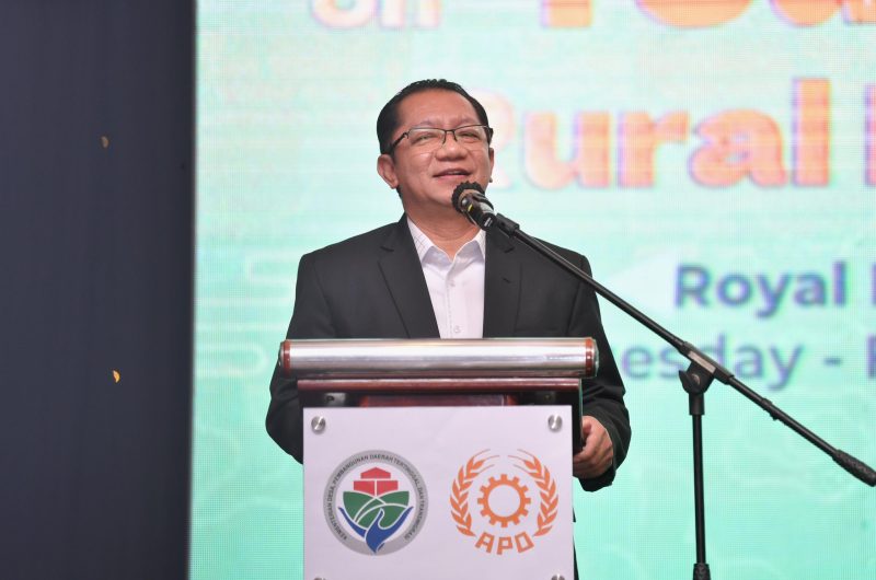 Sekretaris Jenderal Kementerian Desa, Pembangunan Daerah Tertinggal dan Transmigrasi Taufik Madjid membuka Conference On Tourism 4.0 For Rural Development di Jakarta, Rabu (8/11/2023)

Foto: Mugi/Kemendes PDTT