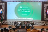 Suasana acara Global Forum for Climate Movement yang diselenggarakan oleh Pimpinan Pusat Muhammadiyah di Universitas Ahmad Dahlan Yogyakarta, Jumat (17/11).