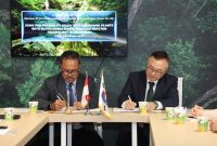 PT PLN (Persero) melalui subholding-nya, PLN Nusantara Power (PLN NP) bakal berkolaborasi dengan Korean Hydro & Nuclear Power (KHNP) Co. Ltd., dalam melakukan pra kajian kelayakan pembangkit listrik tenaga nuklir di Indonesia dengan teknologi small modular reactor.