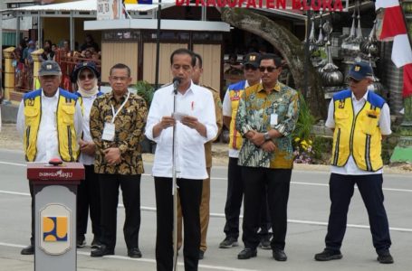 Tingkatkan Konektivitas Jateng Bagian Timur,  Presiden Jokowi Resmikan 3 Ruas Inpres Jalan Daerah di Blora