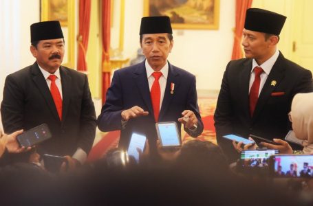 Pesan Jokowi pada Hadi Tjahjanto dan AHY