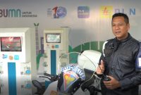 Salah seorang pengguna motor listrik yang bertugas mengawal delegasi dari Negara Kazakhstan, Hairul Usman mengapresiasi kesiagaan petugas PLN dalam mengoperasikan EV Charger sepanjang perhelatan KTT WWF. Dirinya juga manyampaikan bahwa kemudahan dalam operasional pengisian daya serta performa kendaraan listrik jauh lebih memudahkan para pengemudi.