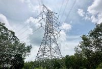 Tower Saluran Udara Tegangan Ekstra Tinggi (SUTET) 275 kV Muara Enim - Gumawang.
