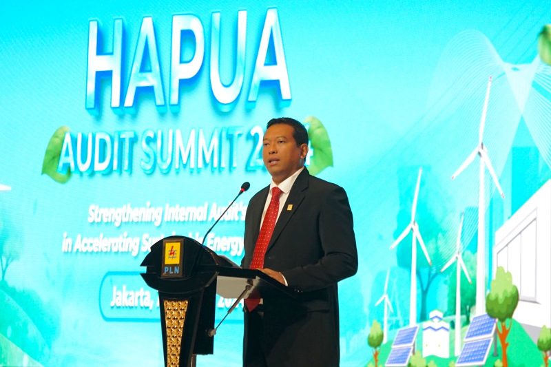 Kepala Satuan Pengawasan Intern PLN, Sulistyo Biantoro saat menyampaikan semakin pentingnya peran audit internal untuk menghadapi berbagai tantangan transisi energi dalam agenda HAPUA Audit Summit 2024 di Jakarta, Rabu (7/8).