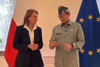 Menparekraf Sandiaga Uno bertemu dengan Menteri Kebudayaan dan Warisan Nasional Republik Polandia Hanna Wróblewska di Warsaw, Polandia, Jumat (23/8/2024).