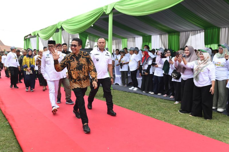 Menteri Desa, PDT, dan Transmigrasi Abdul Halim Iskandar melaunching program 