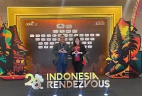 (Kiri) Chief Marketing Officer (CMO) AdMedika M. Nasrun Ihsan dan GM Insurance Service Gustina Fitriyanti dalam acara Indonesia Rendezvous 2024 ke-28 yang berlangsung di Nusa Dua, Bali, (9—12/10)