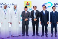Kolaborasi antara PLN Energi Primer Indonesia Mubadala Energy dalam utilisasi dan pengembangan infrastruktur gas bumi dari Blok Andaman Selatan. Duta Besar Republik Indonesia untuk Uni Emirat Arab, Husin Bagis (ketiga dari kiri), Direktur Utama PLN Energi Primer Indonesia Iwan Agung Firstantara (ketiga dari kanan), CEO of Mubadala Energy, Mansoor Al Hamed (kedua dari kiri), Direktur Gas dan BBM PLN Energi Primer Indonesia, Rakhmad Dewanto (kedua dari kanan), President Director Mubadala Energy Indonesia, Abdulla Bu Ali (kiri) dan Kepala Satuan Perencanaan Korporat PLN Energi Primer Indonesia, Wirawan (kanan).
