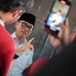 SUKABUMI_Menteri Desa dan Pembangunan Daerah Tertinggal (Mendes PDT) Yandri Susanto didampingi Wakil Mendes PDT Ahmad Riza Patria , berdiskusii dengan para kepala desa, perangkat desa, pendamping desa dan masyarakat di Aula Kantor Desa Nagrak Utara, Senin  23/12/24
Foto: Angga/Kemendes