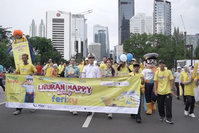 Dalam gelaran Car Free Day, ASDP melakukan sosialisasi pembelian tiket ferry via online Ferizy, yang memudahkan masyarakat./ foto ist