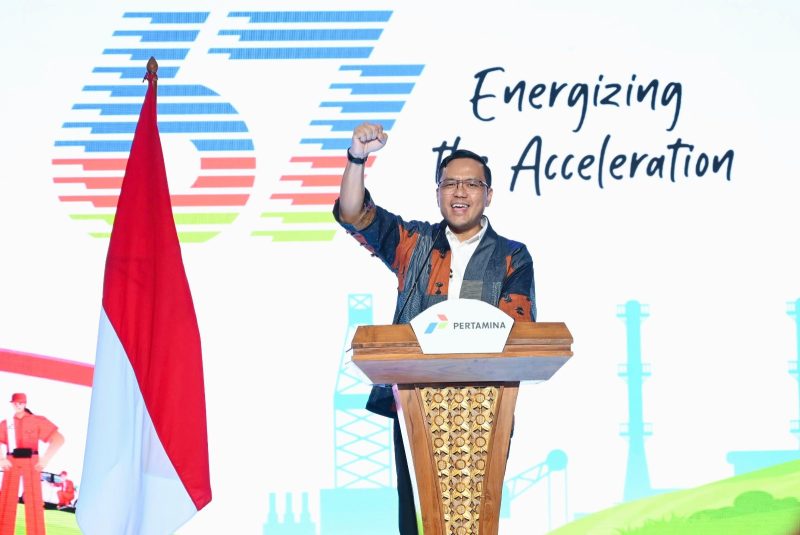 Keterangan Foto 1: Direktur Utama Pertamina, Simon Aloysius Mantiri saat memberikan sambutan pada acara puncak perayaan Hari Ulang Tahun (HUT) ke-67 Pertamina di Grha Pertamina, Jakarta (10/12/2024).