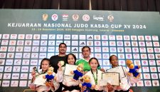 Menteri Pemuda dan Olahraga Republik Indonesia (Menpora RI), Dito Ariotedjo, secara resmi menutup Kejuaraan Nasional (Kejurnas) Judo Kasad Cup XV Tahun 2024 dalam sebuah upacara di GOR Nanggala, Cijantung, Jakarta, Minggu (16/12).(foto: Dok Kemenpora)