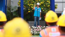 Dipimpin langsung oleh Direktur Utama PLN, Darmawan Prasodjo, Apel Bulan Keselamatan dan Kesehatan Kerja (K3) Nasional 2025 digelar di Kantor Pusat, Jakarta (10/01), untuk memastikan implementasi budaya K3 di seluruh unit PLN.