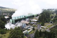 Pembangkit Listrik Tenaga Panas Bumi (PLTP) Kamojang dengan kapasitas 140 MW yang berlokasi di  Kabupaten Bandung, Jawa Barat sebagai salah satu pembangkit EBT yang menyuplai listrik hijau untuk pelanggan Renewable Energy Certificate (REC). Hingga 2024, layanan listrik hijau ini telah dinikmati oleh 7.354 pelanggan, tumbuh 117% dibanding tahun sebelumnya yang sebanyak 3.378 pelanggan. ( Dok.PLN )