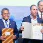 Tri Susanto selaku Direktur Utama PT Pelayaran Bahtera Adhiguna dan Mathieu Geze selaku Direktur Utama PT HDF Energy Indonesia menandatangani Mou Studi Implementasi Teknologi Hidrogen pada sektor Perkapalan