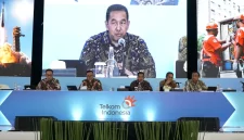 kiri ke kanan) SVP Group Sustainability and Corporate Communication Telkom Ahmad Reza, Direktur Human Capital Management Telkom Henry Christiadi, Wakil Direktur Utama Telkom Muhammad Awaluddin, Direktur Wholesale & International Service Telkom Honesti Basyir, dan Direktur Network Telkom Nanang Hendarno pada saat sesi Press Conference RUPST Telkom Tahun Buku 2024, di Jakarta, pada Selasa (27/5).
