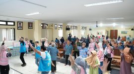 Dalam rangkaian Hari Kartini para Srikandi dan YBM PLN EPI menghadirkan keceriaan dan semangat baru bagi para lansia yang tinggal di panti Sosial Tresna Werdha Budi Mulia 1 di Cipayung, Jakarta Timur.