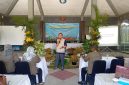 Mukti Trenggono, Dosen Fakultas Perikanan Universitas Jenderal Soedirman memberikan Materi Penanaman dan Monitoring Konservasi Mangrove kepada Kelompok Tani Hutan Wana Lestari Desa Bunton.