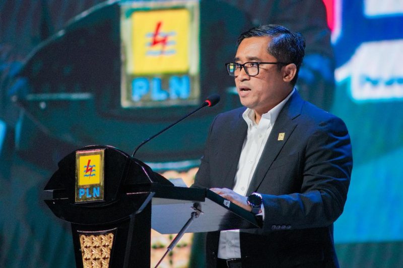 Direktur Perencanaan Korporat dan Pengembangan Bisnis PLN, Hartanto Wibowo saat membuka acara PLN Startup Day 2025, di Kantor Pusat PLN, Jakarta, Rabu (21/5). Dalam sambutannya, Hartanto menyampaikan bahwa sejak 2023, PLN telah membangun ekosistem startup yang konkret dan terstruktur.