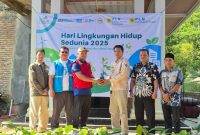 Dalam rangka memperingati Hari Lingkungan Hidup Sedunia tahun PLN EPI bersama PT PLN Indonesia Power UBP 2 Banten Labuan dan Mapala STKIP Babunnajah melaksanakan kegiatan penghijauan dengan menanam 500 pohon buah di kawasan Gunung Aseupan, Provinsi Banten, pada Kamis (5/6).
