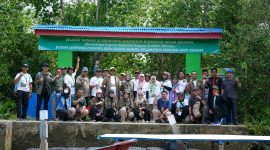 Studi Banding Mangrove ke Kampung Laut Cilacap ini merupakan upaya nyata Perusahaan dalam mendukung konservasi lingkungan sekaligus meningkatkan kapasitas masyarakat pesisir Bunton dalam menjaga ekosistem mangrove secara berkelanjutan.