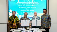 PLN EPI dan PT Pelindo Multi Terminal (SPMT) menandatangani Nota Kesepahaman (MoU) kerja sama pemanfaatan dan pengembangan infrastruktur gas bumi dan bahan bakar minyak (BBM) 

Penandatanganan dilakukan oleh Direktur Strategi dan Komersial PT Pelindo Multi Terminal, Rizki Kurniawan; Direktur Gas dan BBM PT PLN EPI, Erma Melina Sarahwati; (Tengah) dan disaksikan oleh Direktur Utama PT Pelindo Multi Terminal, Ari Henryanto (kiri); dan Direktur Utama PT PLN EPI, Rakhmad Dewanto (kanan).