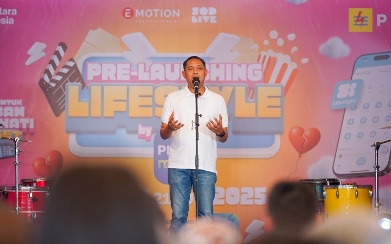 Executive Vice President Penjualan dan Pelayanan Pelanggan Retail PLN, Daniel Lestanto saat membuka acara Pre-Launching Fitur Lifestyle pada Aplikasi PLN Mobile yang diselenggarakan di Jakarta, Senin (21/7).
Melalui fitur Lifestyle, masyarakat dapat membeli tiket konser, mengikuti event, menikmati promo hiburan, sampai akses kelas online melalui Aplikasi PLN Mobile.