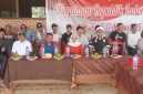 Ikut hadir Ibu Camat Pucuk Rantau Hj. Yulinar (tengah) dan Staf Khusus Bupati Kuansing, Adnan (sebelah kiri Ibu Camat)