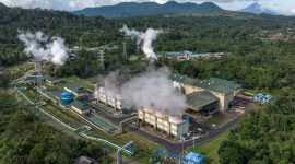 Ilustrasi Pembangkit Listrik Tenaga Panas Bumi (PLTP) Lahendong berkapasitas 80 MW di Tomohon, Sulawesi Utara.