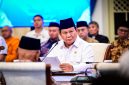 Presiden Prabowo Subianto menggelar silaturahmi dengan tokoh lintas agama, pimpinan partai politik, pimpinan serikat buruh, dan organisasi kepemudaan lintas iman di Istana Negara, Jakarta, pada Senin, 1 September 2025. (Foto: BPMI Setpres)

