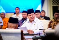 Presiden Prabowo Subianto menggelar silaturahmi dengan tokoh lintas agama, pimpinan partai politik, pimpinan serikat buruh, dan organisasi kepemudaan lintas iman di Istana Negara, Jakarta, pada Senin, 1 September 2025. (Foto: BPMI Setpres)

