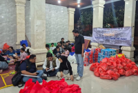 BULOG mendirikan dua posko tanggap darurat di Kantor Wilayah BULOG Kanwil Bali dan di Banjar Dakdakan, Peguyangan, Denpasar. (Dok. BULOG) 