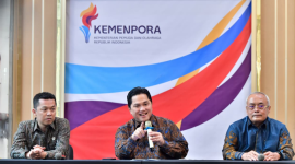 enteri Pemuda dan Olahraga Republik Indonesia (Menpora RI), Erick Thohir, mengumumkan pencabutan Peraturan Menteri Pemuda dan Olahraga (Permenpora) Nomor 14 Tahun 2024 yang selama ini menuai polemik di kalangan organisasi olahraga.(foto:andre/kemenpora.go.id)