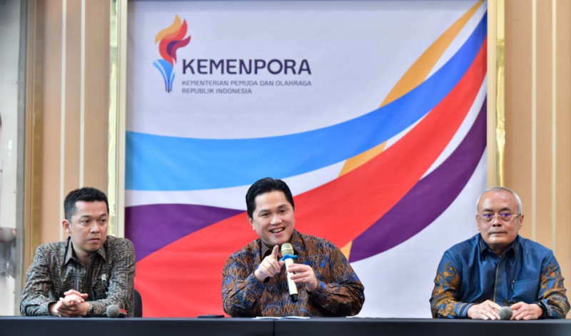 enteri Pemuda dan Olahraga Republik Indonesia (Menpora RI), Erick Thohir, mengumumkan pencabutan Peraturan Menteri Pemuda dan Olahraga (Permenpora) Nomor 14 Tahun 2024 yang selama ini menuai polemik di kalangan organisasi olahraga.(foto:andre/kemenpora.go.id)