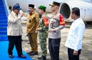 Presiden Prabowo Subianto tiba di Bandar Udara Depati Amir, Kabupaten Bangka Tengah, Provinsi Kepulauan Bangka Belitung, pada Senin, 6 Oktober 2025. (Foto: BPMI Setpres)