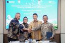 PT PLN Energi Primer Indonesia (PLN EPI) menandatangani Memorandum of Understanding (MoU) dengan PT Biomassa Energi Group (BEG) dan G7 Group SP.Z.O.O asal Polandia untuk memperkuat rantai pasok dan ekspor biomassa Indonesia ke pasar global, khususnya Asia dan Eropa.