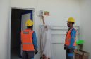 Salah satu penerima manfaat penyambungan listrik gratis program TJSL PLN di Kampung Nelayan Sejahtera, Desa Eretan Kulon, Indramayu, Jawa Barat, Maleha saat menyalakan listrik di rumahnya untuk pertama kalinya.