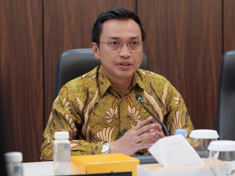 Direktur Utama PLN Energi Primer Indonesia, Rakhmad Dewanto menyampaikan bahwa pengembangan biomassa merupakan bagian penting dari strategi dekarbonisasi PLN Group. Langkah ini juga menjadi kontribusi PLN terhadap target Nationally Determined Contribution (NDC) 2030 dan Net Zero Emission 2050.