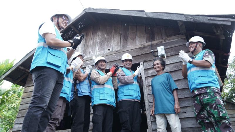 Penyambungan listrik desa di 22 desa di Kabupaten Murung Raya, Kalimantan Tengah merupakan bentuk sinergi antara Pemerintah dengan PLN dalam memastikan pemerataan listrik sampai pelosok negeri.