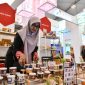 Keterangan Foto 2: Salah satu UMKM Binaan Pertamina Ning Niniek asal Surabaya saat mengikuti acara Trade Expo Indonesia 40th yang diselenggarakan di ICE BSD, Tangerang, Banten pada Sabtu (18/10/2025).