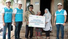 Sebanyak 21 Keluarga kurang mampu di Desa Sumberkencono Banyuwangi kini resmi menikmati penyalaan1 listrik gratis berkat kolaborasi antara PT PLN Energi Primer Indonesia (PLN EPI) dan PLN Unit Induk Distribusi (UID) Jawa Timur, dalam program sosial Light Up The Dream (LUTD).