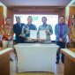 Disaksikan oleh Kepala Dinas ESDM Provinsi Jawa Tengah, Agus Sugiharto (tiga dari kiri), General Manager PLN UID Jateng & DIY, Bramantyo Anggun Pambudi (dua dari kanan), Direktur PT Jawa Tengah Lahan Andalan, Andi (kiri), VP Pelanggan Korporasi dan Bisnis Individu PLN, Faisal Muslim (dua dari kiri) dan Senior Manager Niaga dan Manajemen Pelanggan PLN UID Jateng & DIY, Darmadi (kanan), penandatanganan Perjanjian Jual Beli Tenaga Listrik (PJBTL) dilakukan oleh Direktur PT Seafood Indonesia, Mr. Hu Zheng Ke (tengah) dan Manager PLN UP3 Grobogan, Anjar Widyatama (tiga dari kanan) pada Selasa, (28/10).