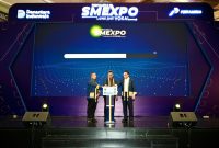 Menteri Usaha Mikro, Kecil, dan Menengah (UMKM) RI Maman Abdurrahman didampingi Direktur Utama Pertamina Simon Aloysius Mantiri dan Asisten Deputi Bidang TJSL BP BUMN Edi Eko Cahyono saat membuka Pertamina SMEXPO Nasional 2025. SMEXPO digelar 25 - 30 November 2025 di Bintaro Jaya Xchange Mall 2, Tangerang Selatan.