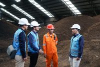 PLN EPI menegaskan bahwa bioenergi adalah ruang tumbuh baru yang mampu memperkuat ketahanan energi nasional, menurunkan emisi, serta membuka peluang ekonomi bagi masyarakat, koperasi, dan industri. Dengan potensi biomassa yang besar, strategi teknologi yang komprehensif, dan kolaborasi lintas pemangku kepentingan, Indonesia memiliki kesempatan emas mempercepat lompatan menuju energi hijau.